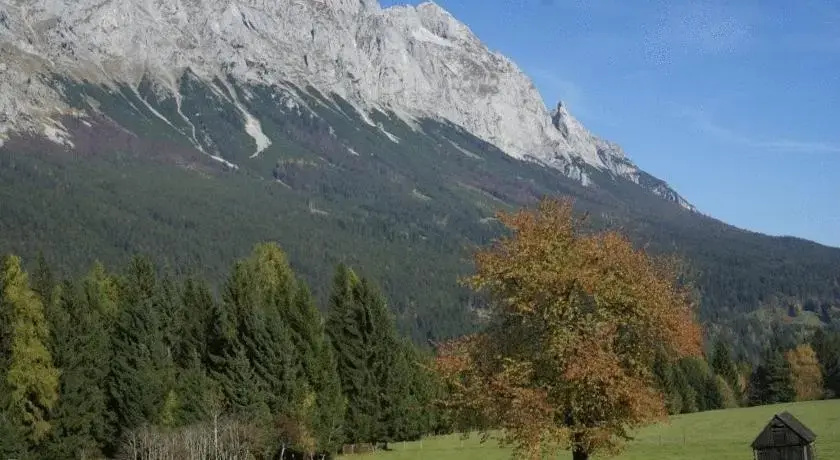 Wirtshaus & Dorfhotel Mayer