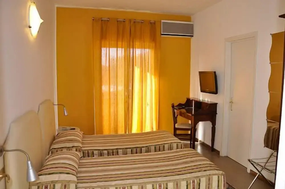 Ares Hotel - Chambres