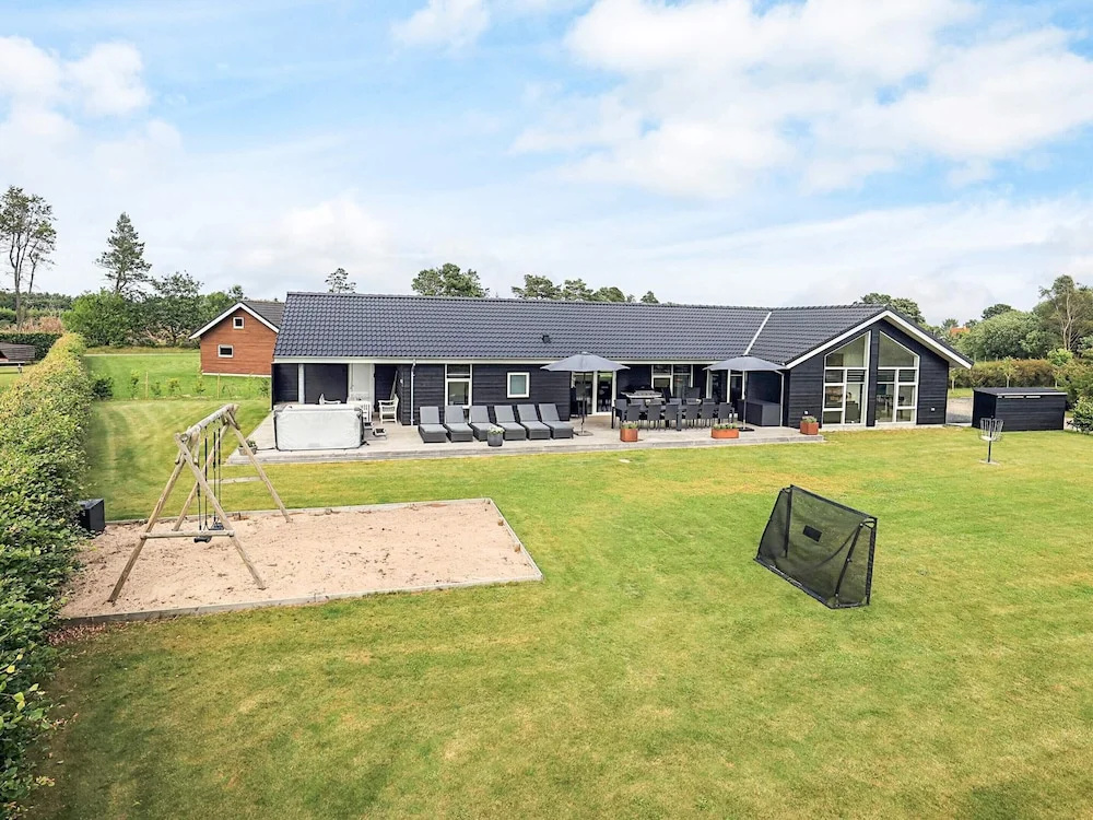 5 Star Holiday Home in Hadsund