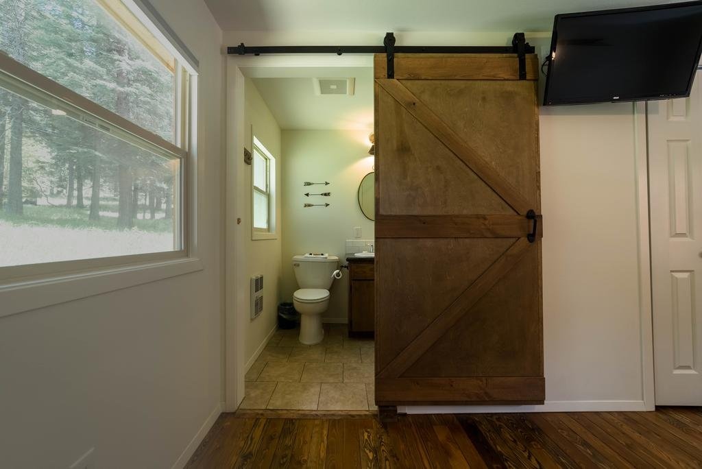 Eagle Cap Chalets — 5
