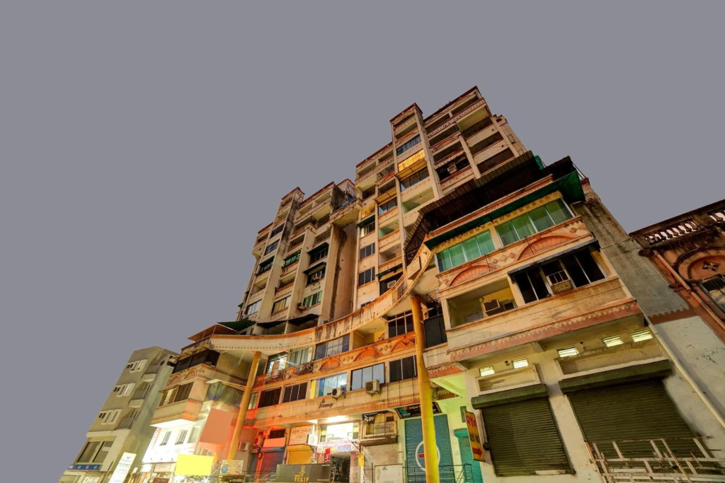 OYO Townhouse 724 Hotel Tulip