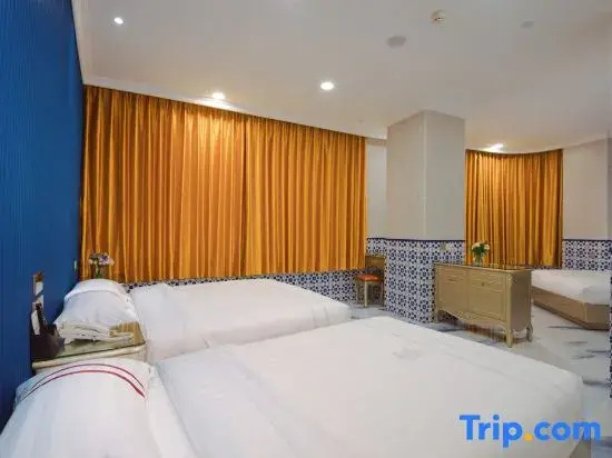Standard Family room with sea view
