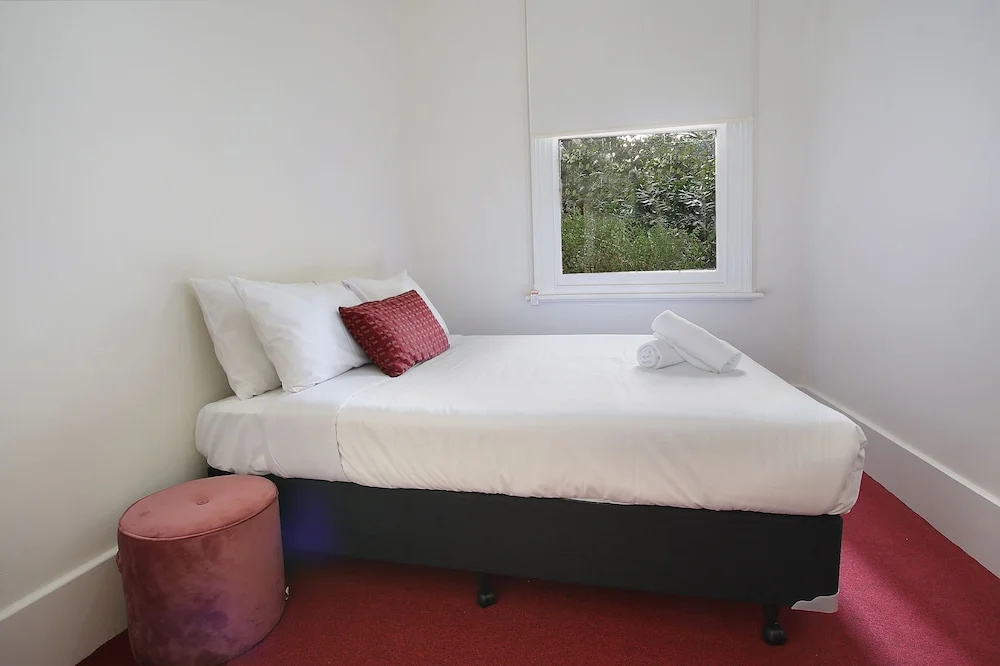 Standard Double room with garden view (full double bed)