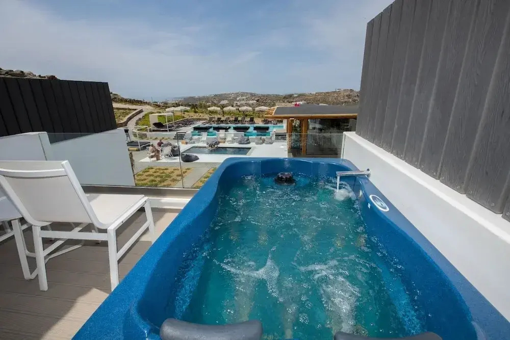 Bianco A Nero Mykonos — 2