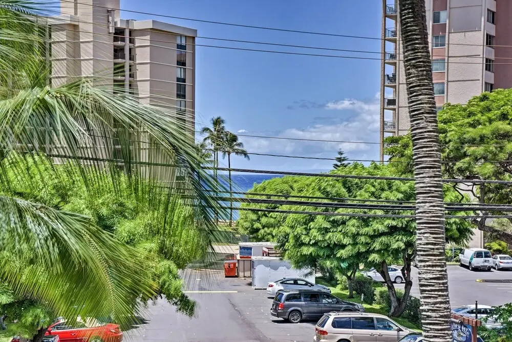 Walk to Beach: West Maui Condo w/ Lanai & Pool!