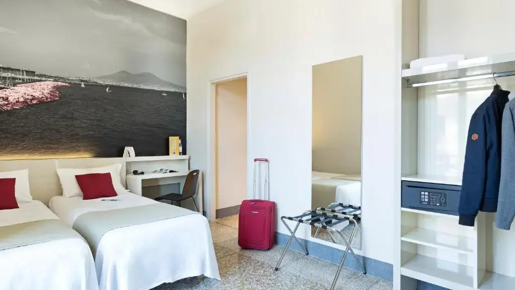 B&B Hotel Napoli Room Type - Double Room with Terrace