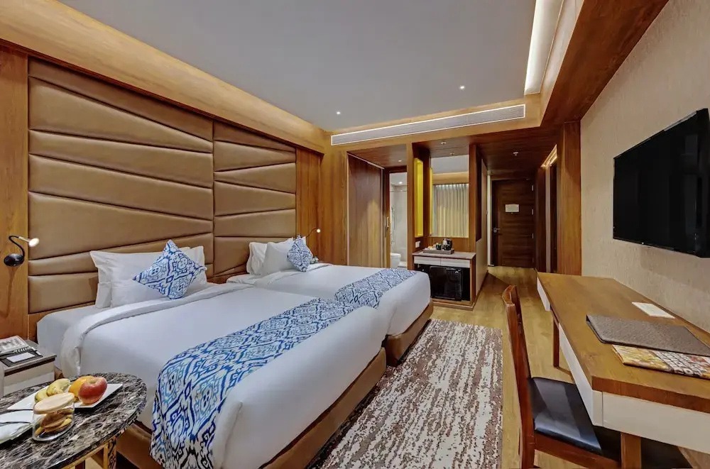 Standard Double room with balcony (full double bed)