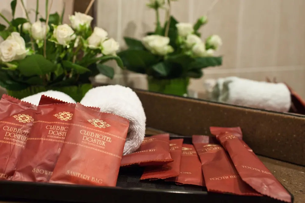 Двухместный номер Standard двуспальная кровать в Club Hotel Dostuk