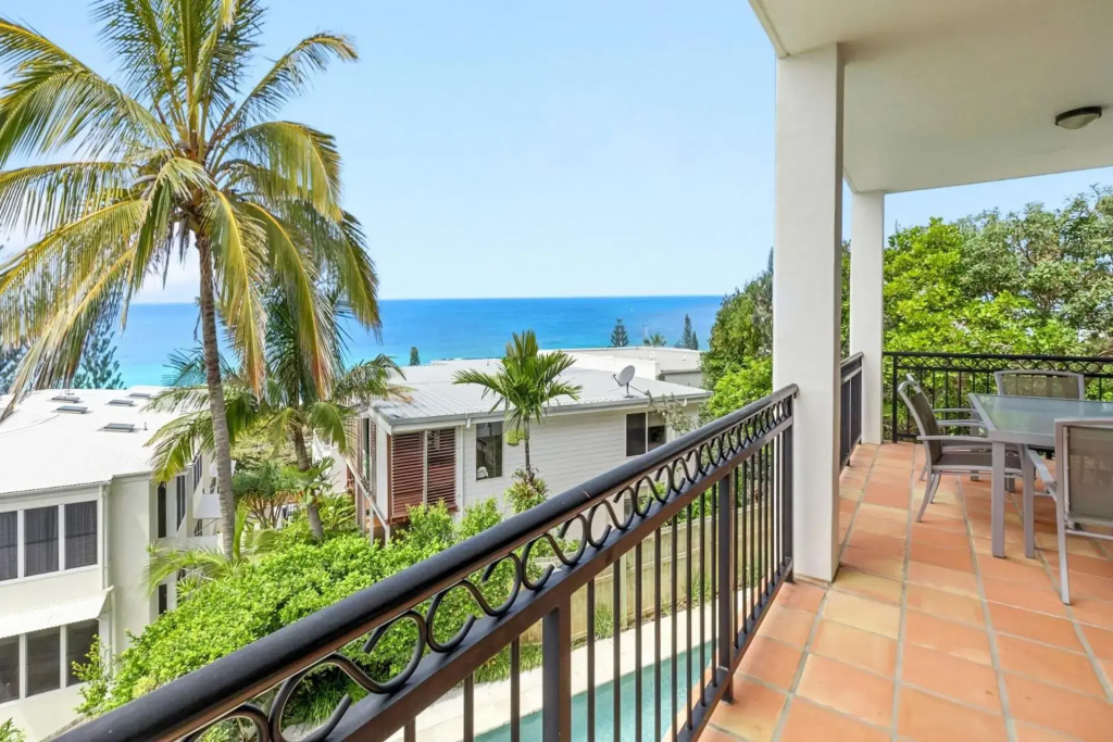 4 Hilltop Villas Enjoy Ocean Views From The Heart Of The Village