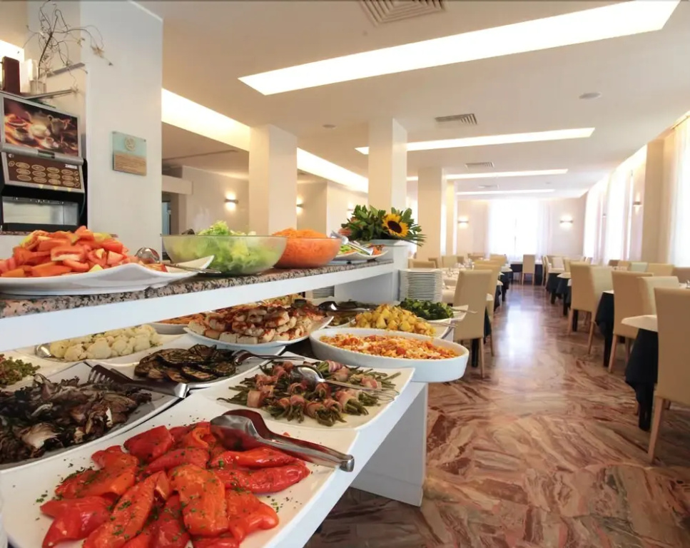 Hotel photo 12