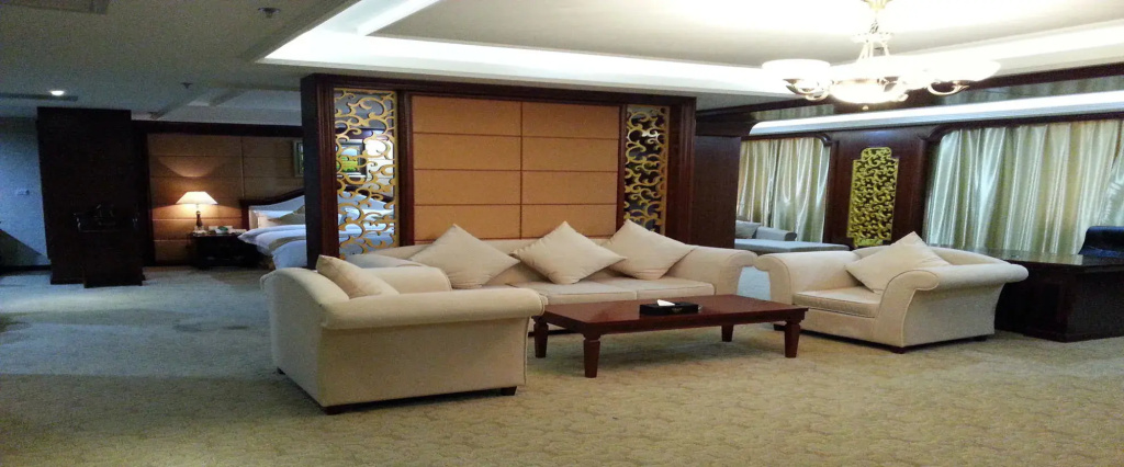 Baiyue International Hotel photo 3