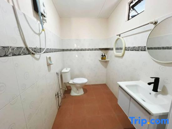 45 5BR townhouse in GeorgeTown. Food, attractions, gatherings, weddings, birthday