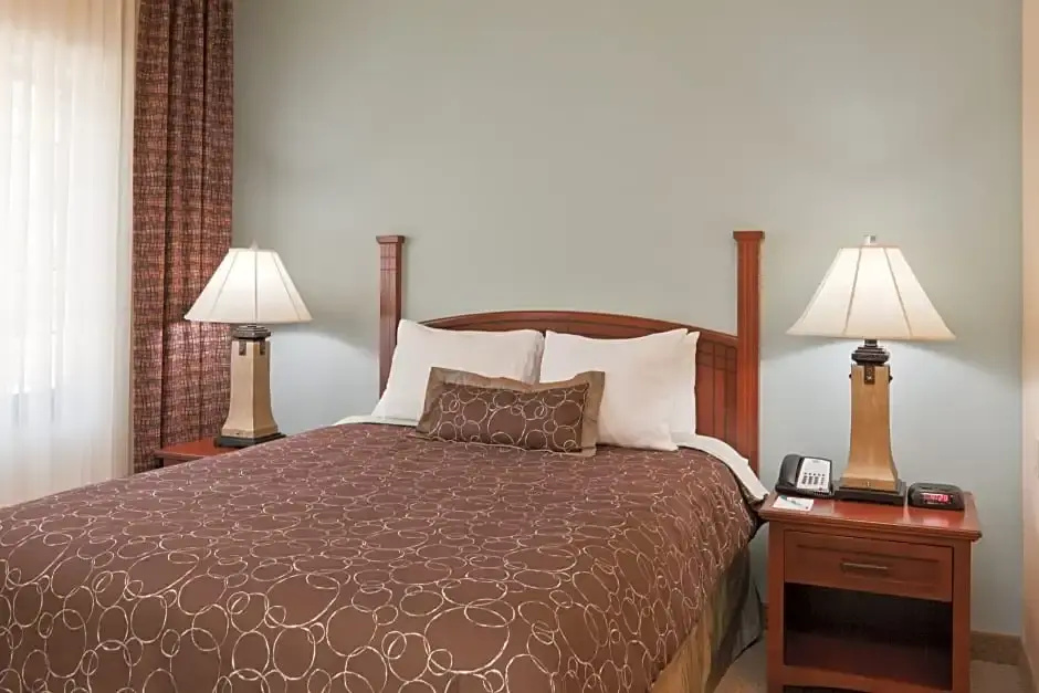 Staybridge Suites Lafayette by IHG - Chambres