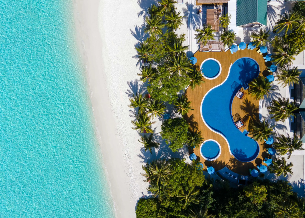 Furaveri Maldives Hotel - 4