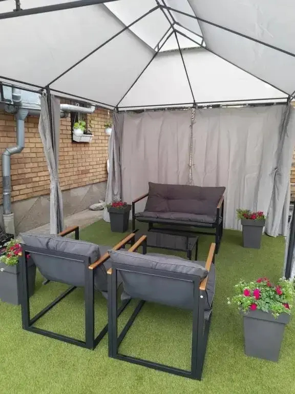 Apartmani Lena 1