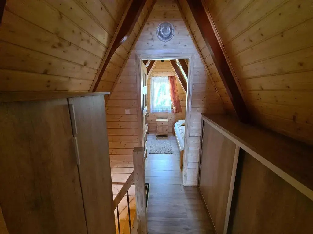 2 Bedrooms Chalet