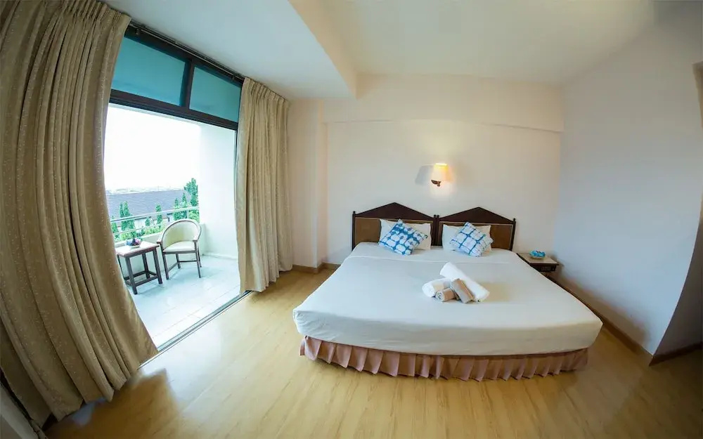 Phrae Nakara Hotel - Chambres