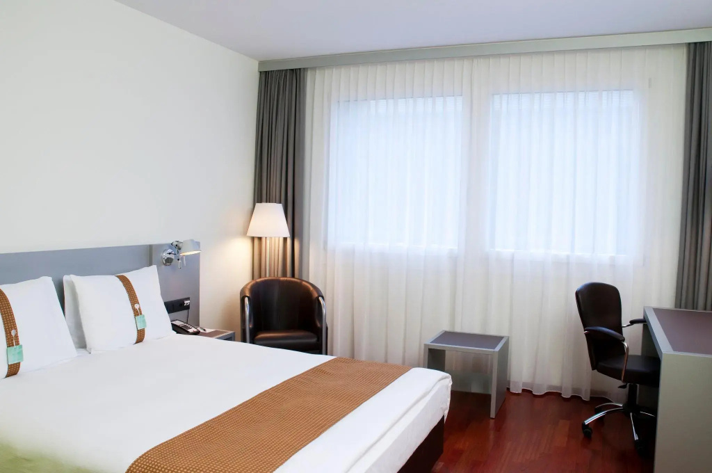 Holiday Inn Zurich - Messe by IHG - Chambres