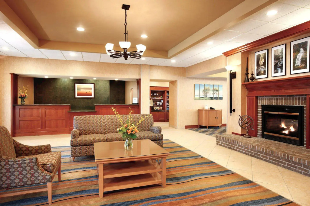 Homewood Suites by Hilton Ithaca photo 8