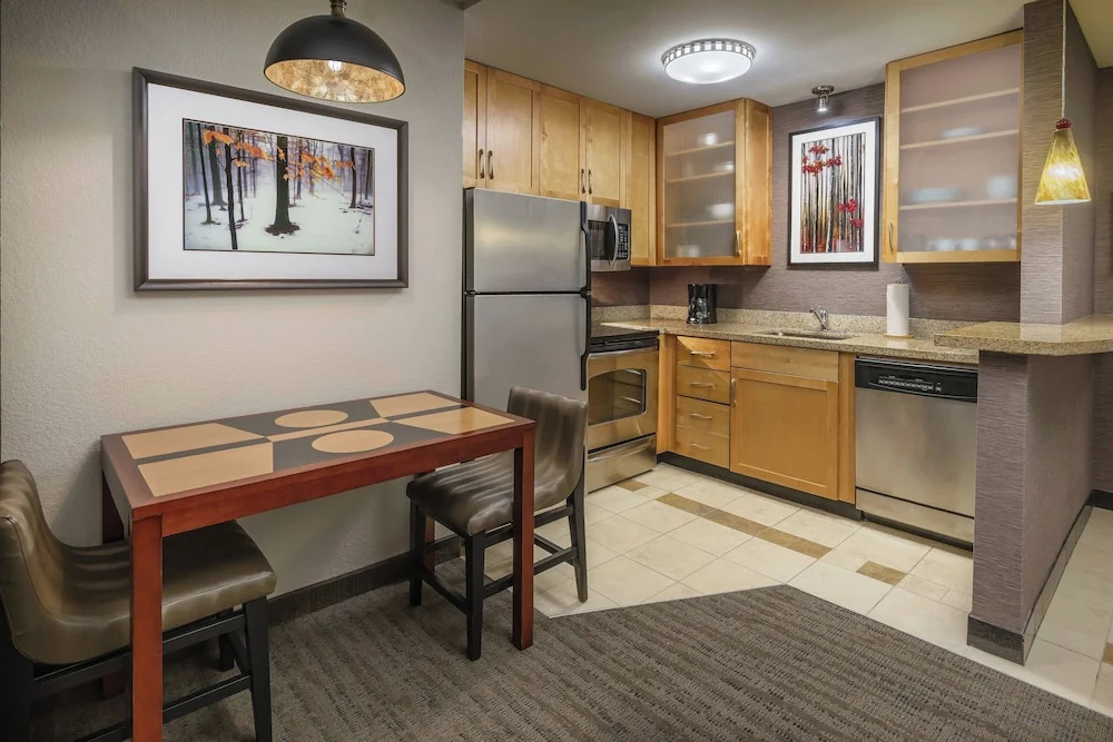 Residence Inn by Marriott Colchester - Chambres