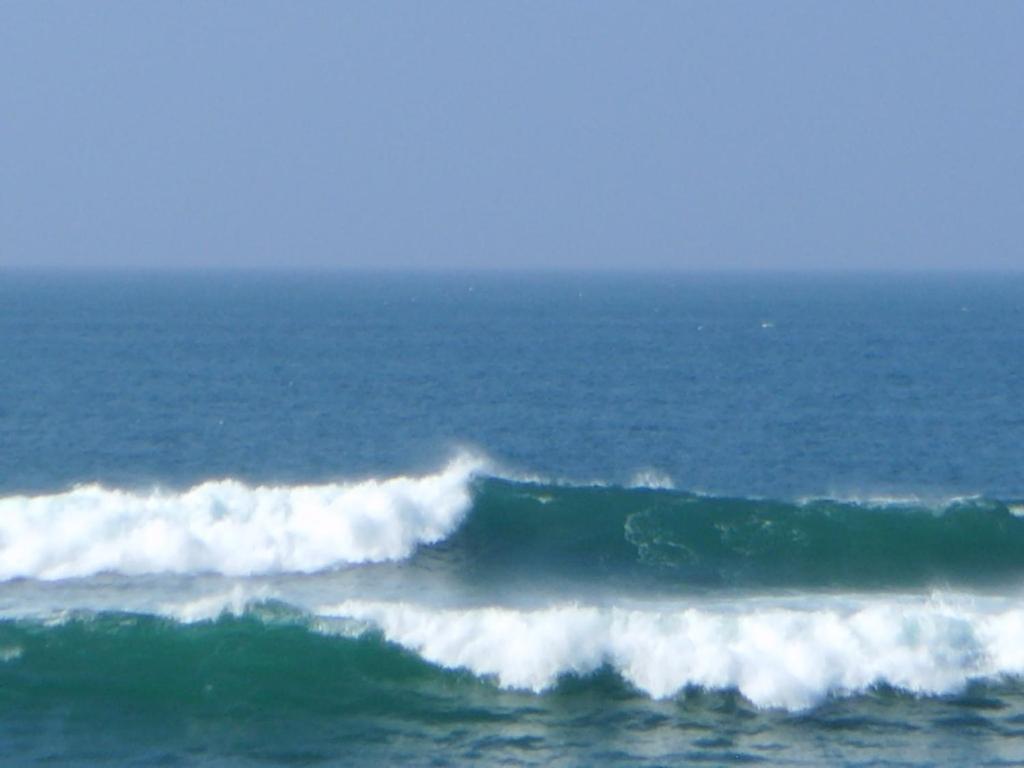 Budde's Beach Restaurant & Guesthouse