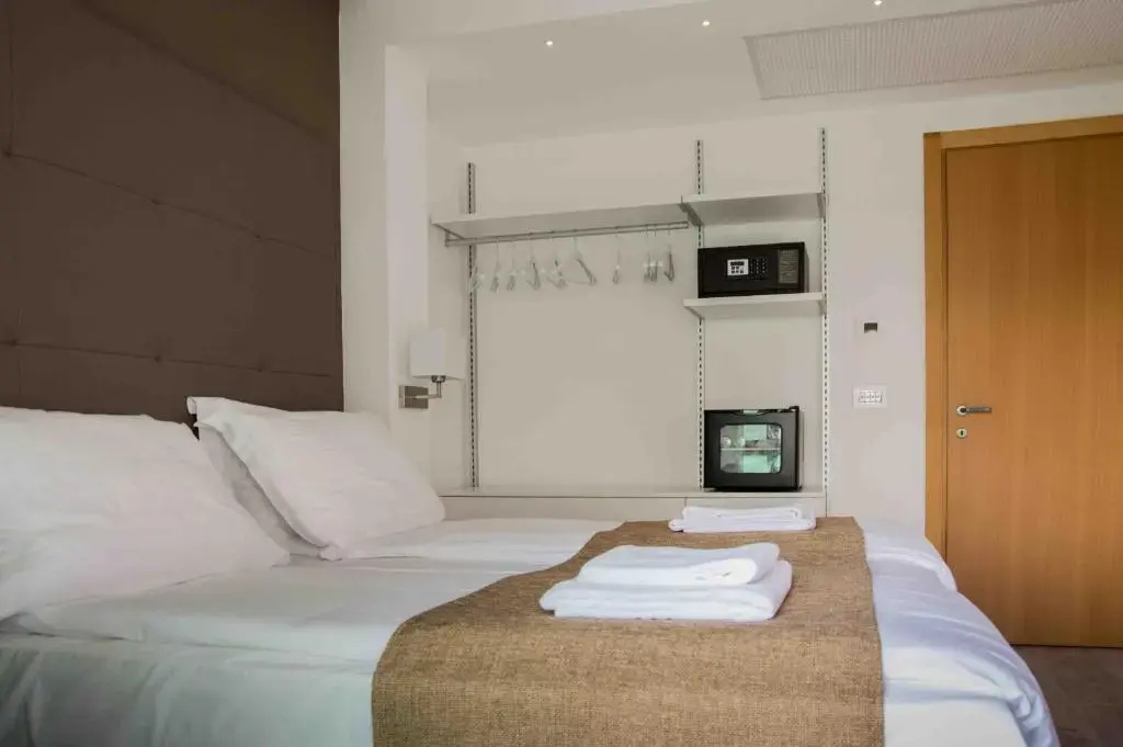 International Beach Hotel - Chambres