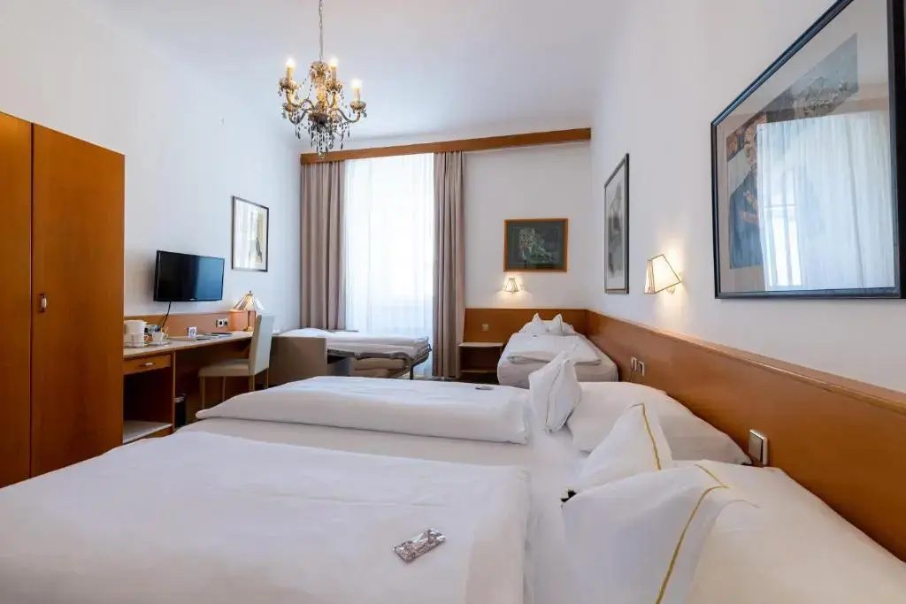 Boutique Hotel Goldenes Lamm - Chambres