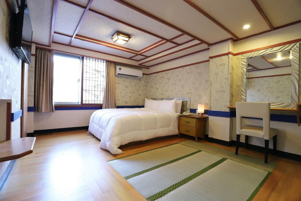 Hotel photo 28