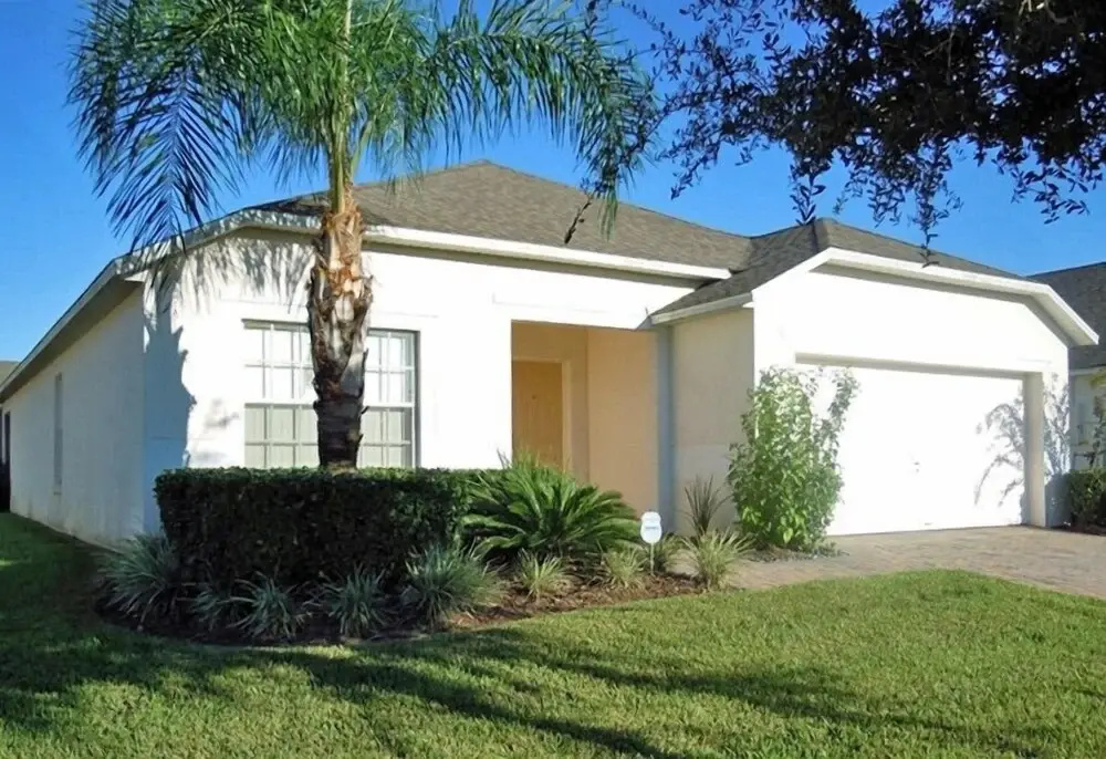 Sunrise Sanctuary 4 Bedroom Home by RedAwning