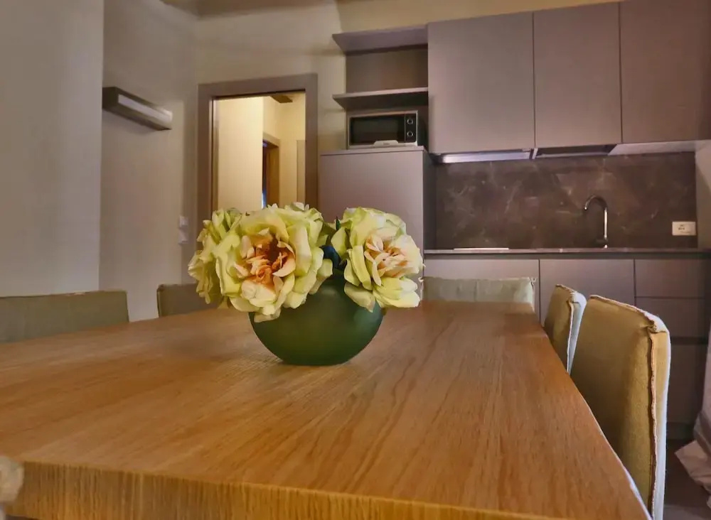 2 Bedrooms Deluxe Apartment