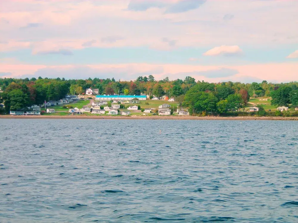 Beach & Waterfront