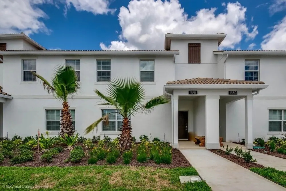 Gorgeous Townhome In Champion's Gate Near Disney! 4 Bedroom Townhouse by RedAwning