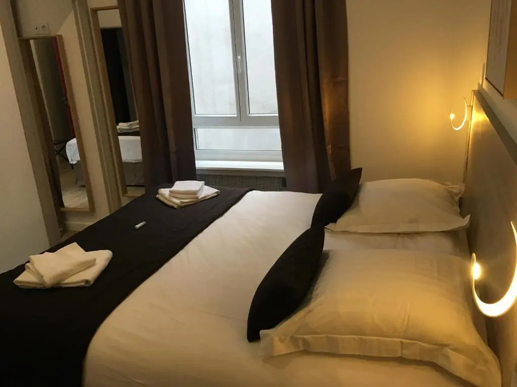 Hotel Le Biarritz - Vichy - Chambres