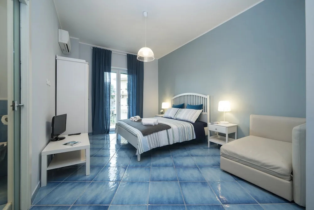 Deluxe Triple room with balcony