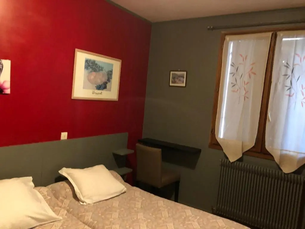 Voir la photo 3 — La Trinite