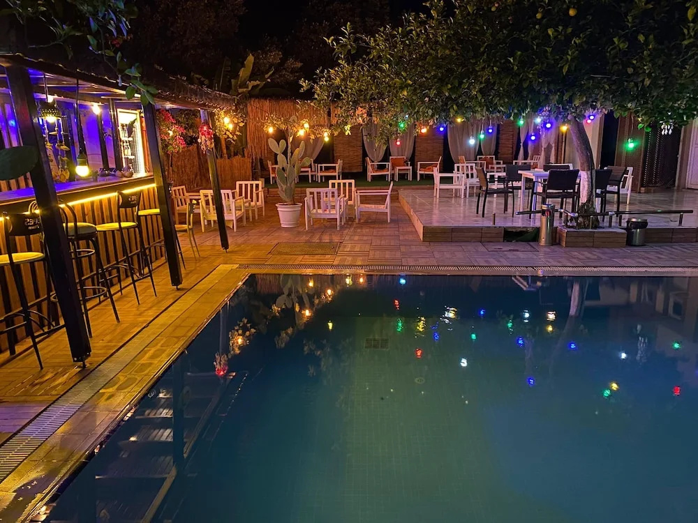 Hotel photo 12
