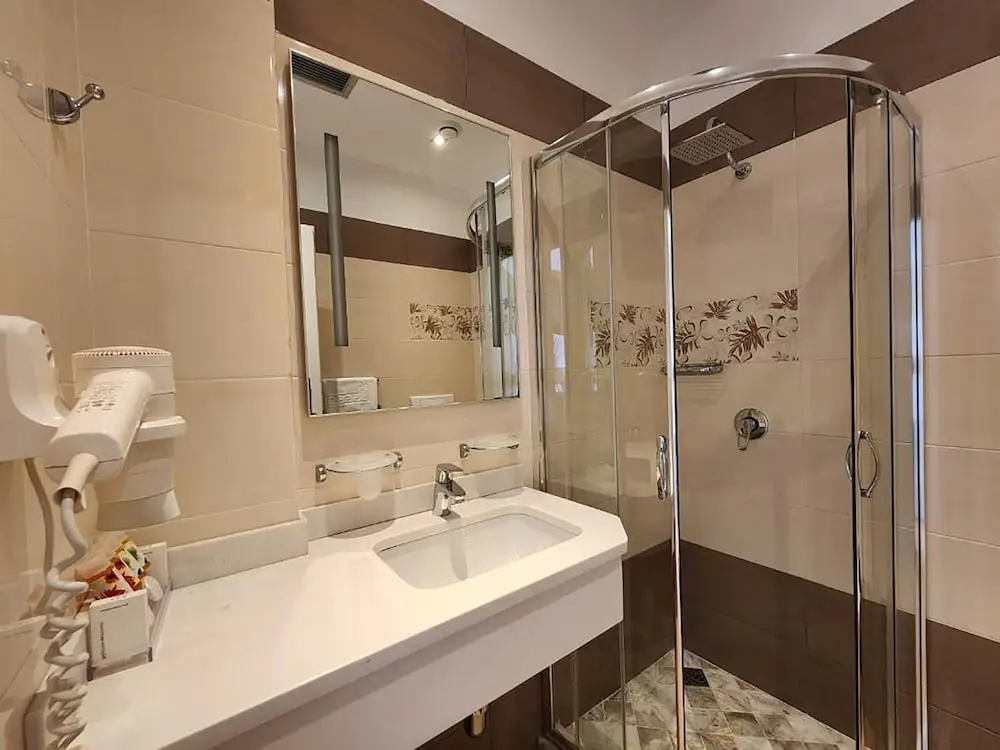Standard Triple room with balcony and with sea view
