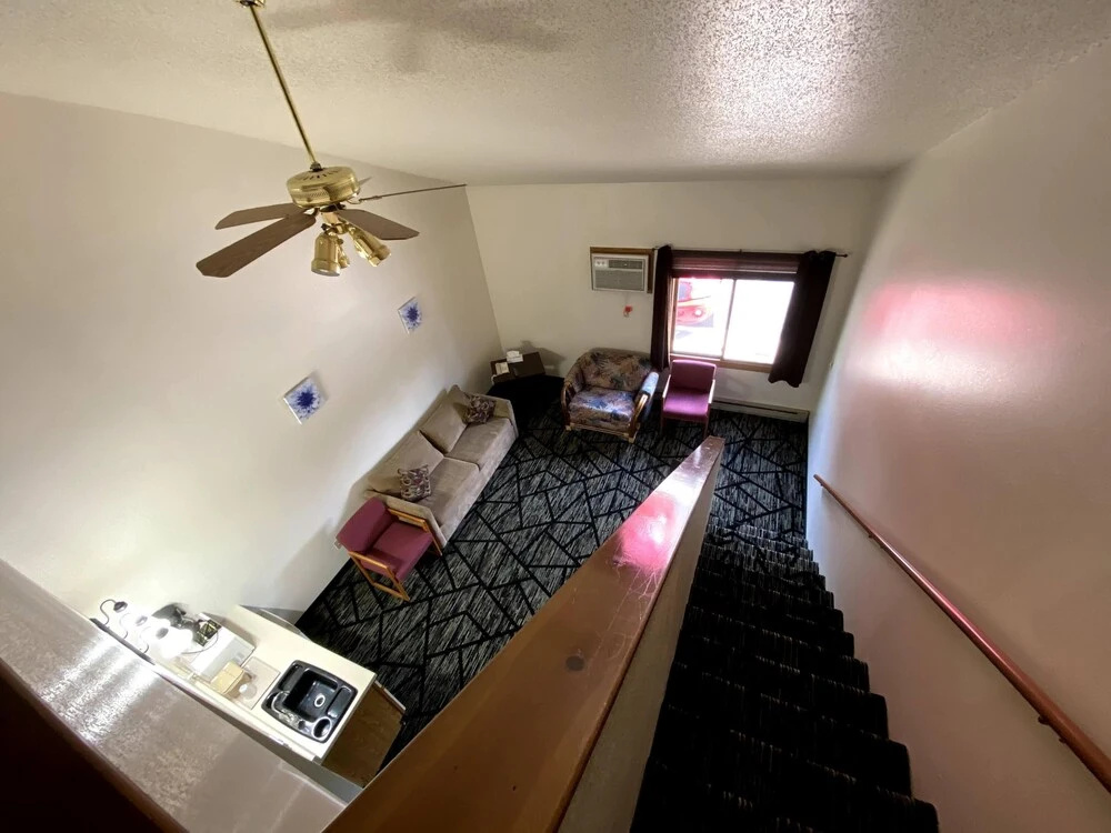 Woodlands Inn & Suites - Général