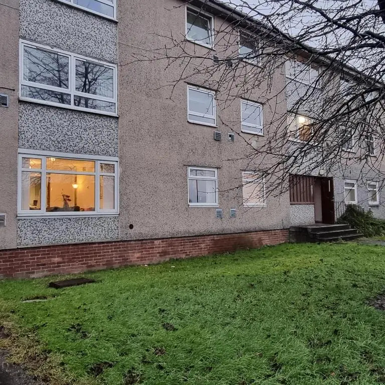 PREMIER - Whifflet Apartment