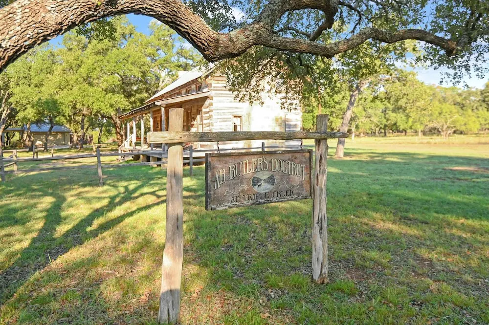 Ab Butler - Cumberland River 1 Bedroom Cabin by RedAwning