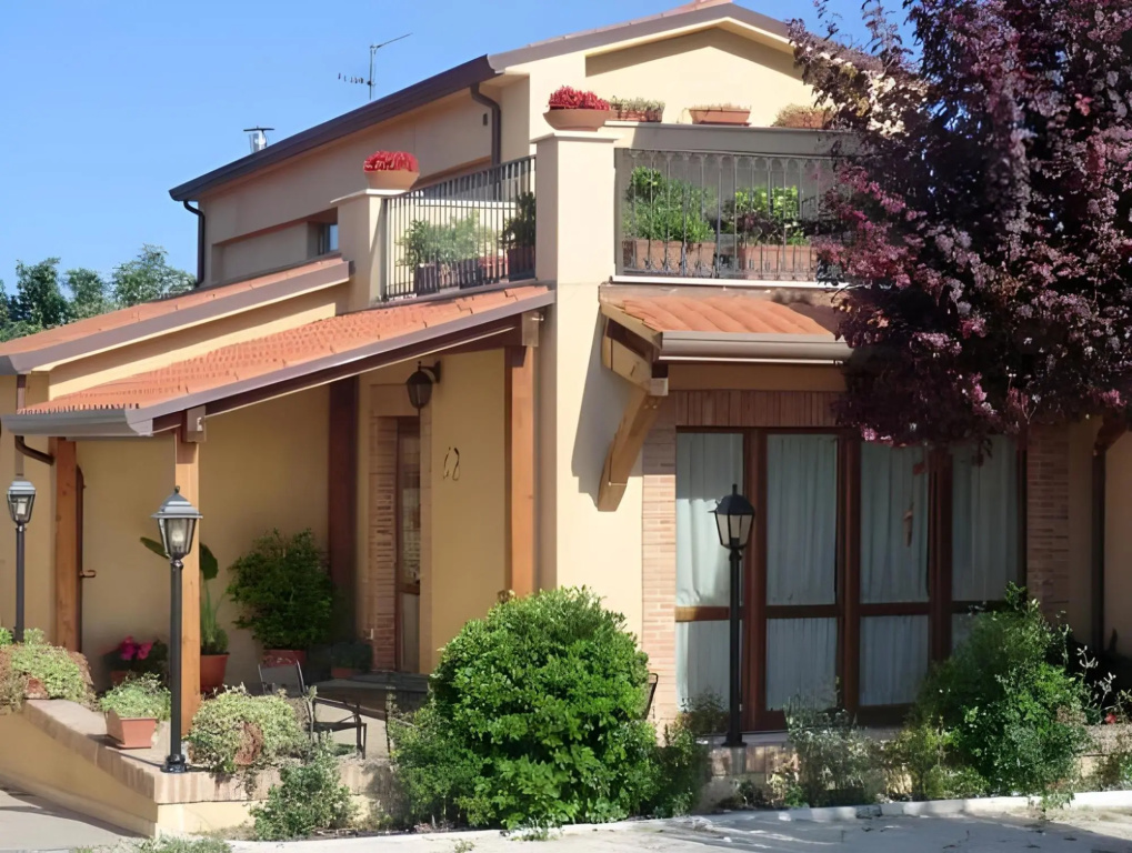 Angelucci Agriturismo Con Camere E Agri Camping