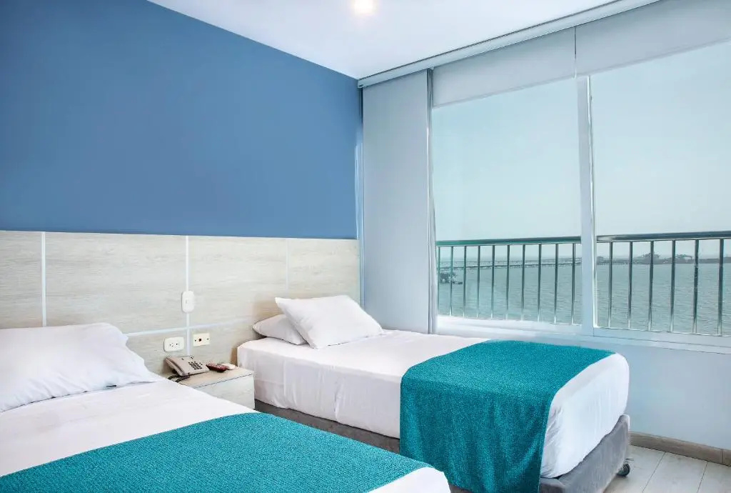 Standard Double room with sea view (twin beds)