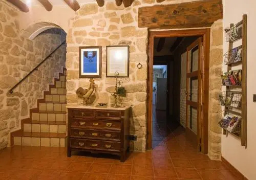 Lobby & Reception
