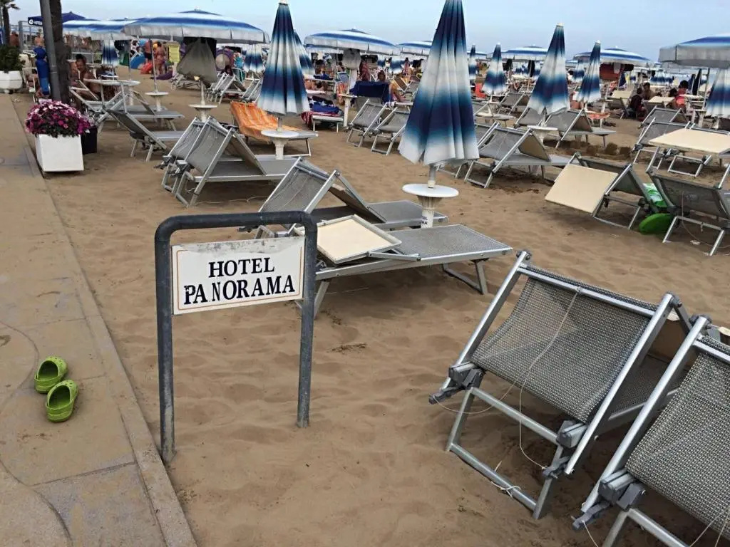 Beach & Waterfront