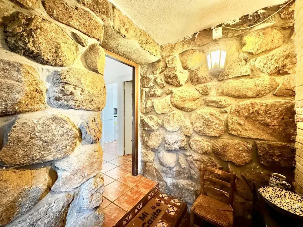Farmhouse Apartment With Pool