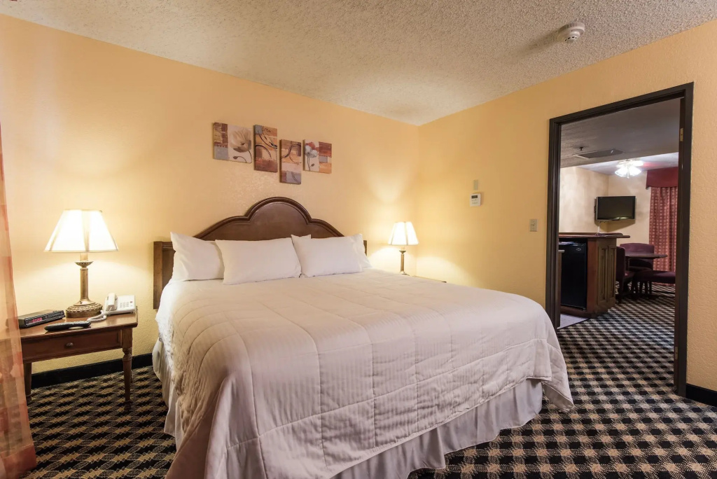 MCM Elegante Suites Abilene: фото 4