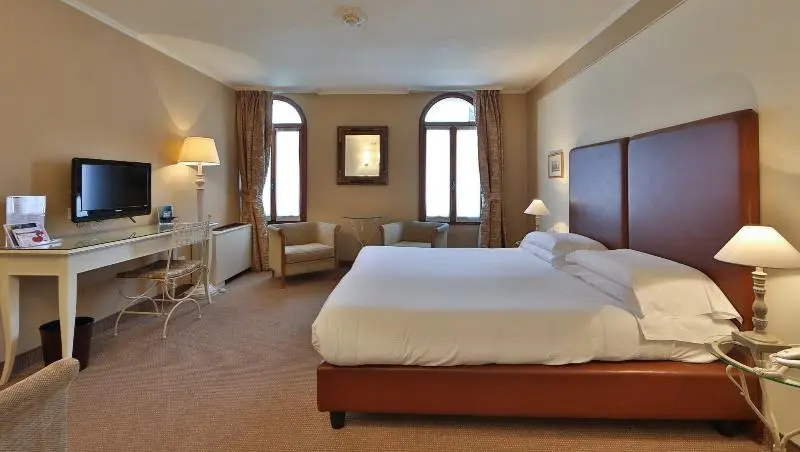 Hotel Canon D'Oro - Chambres