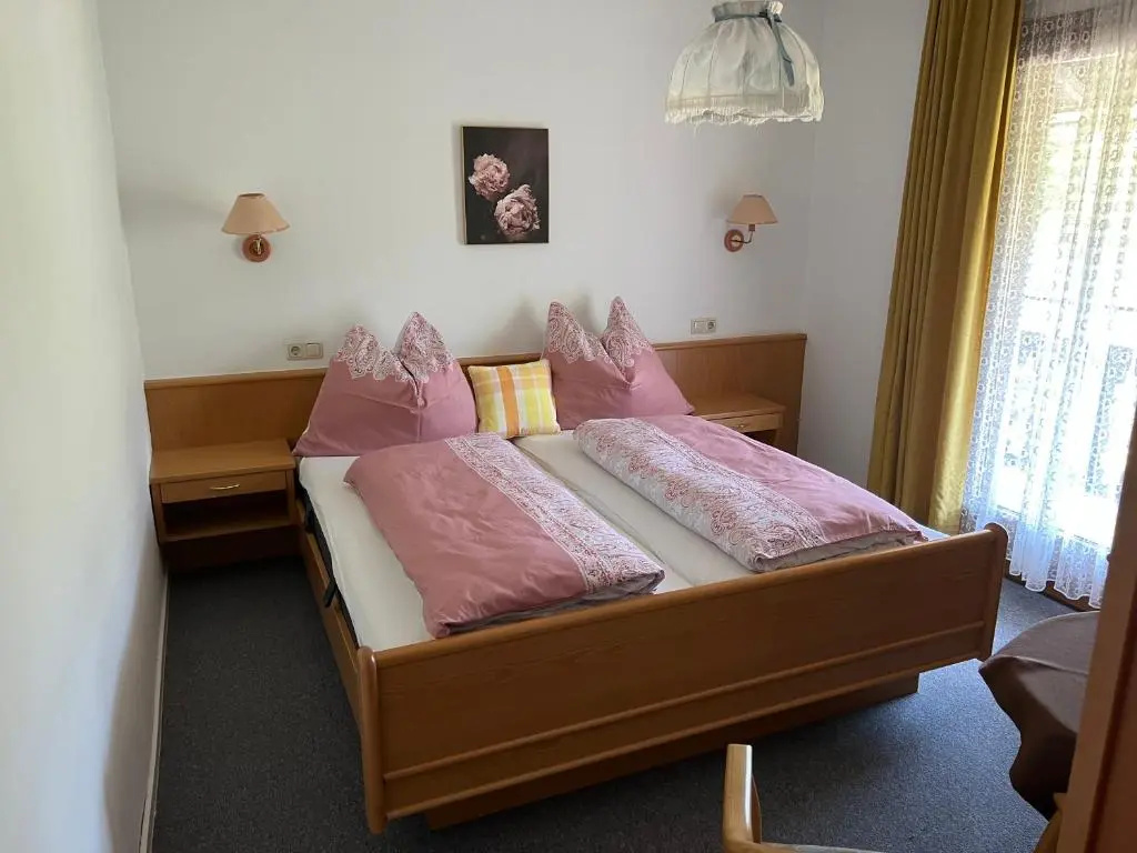 Weisses Rössl am See - Chambres
