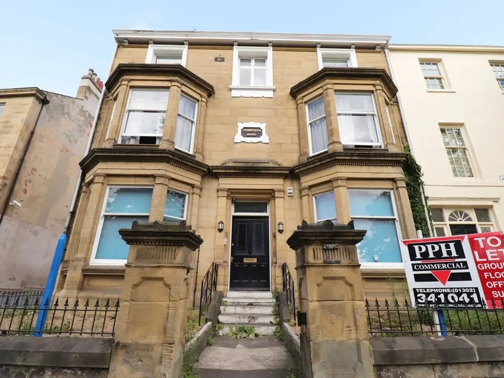 Bright Apartment In Doncaster Near Keepmoat Stadium