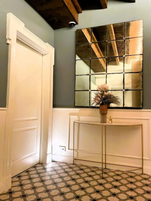 YOUnique Boutique Rooms — фото